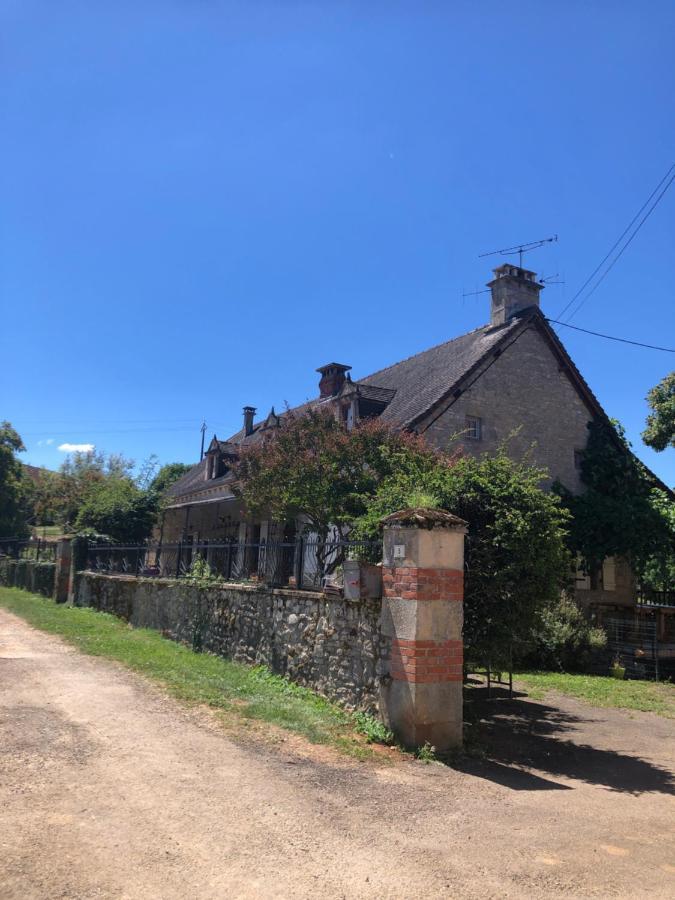 La Ferme De La Truffe Chambres D Hotes Cuzance Bagian luar foto